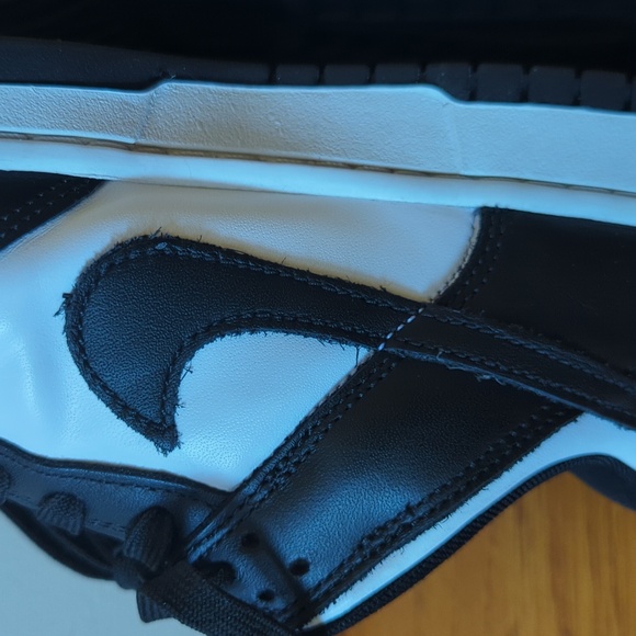 Nike Dunk Pandas Sz 9 men - Picture 6 of 16